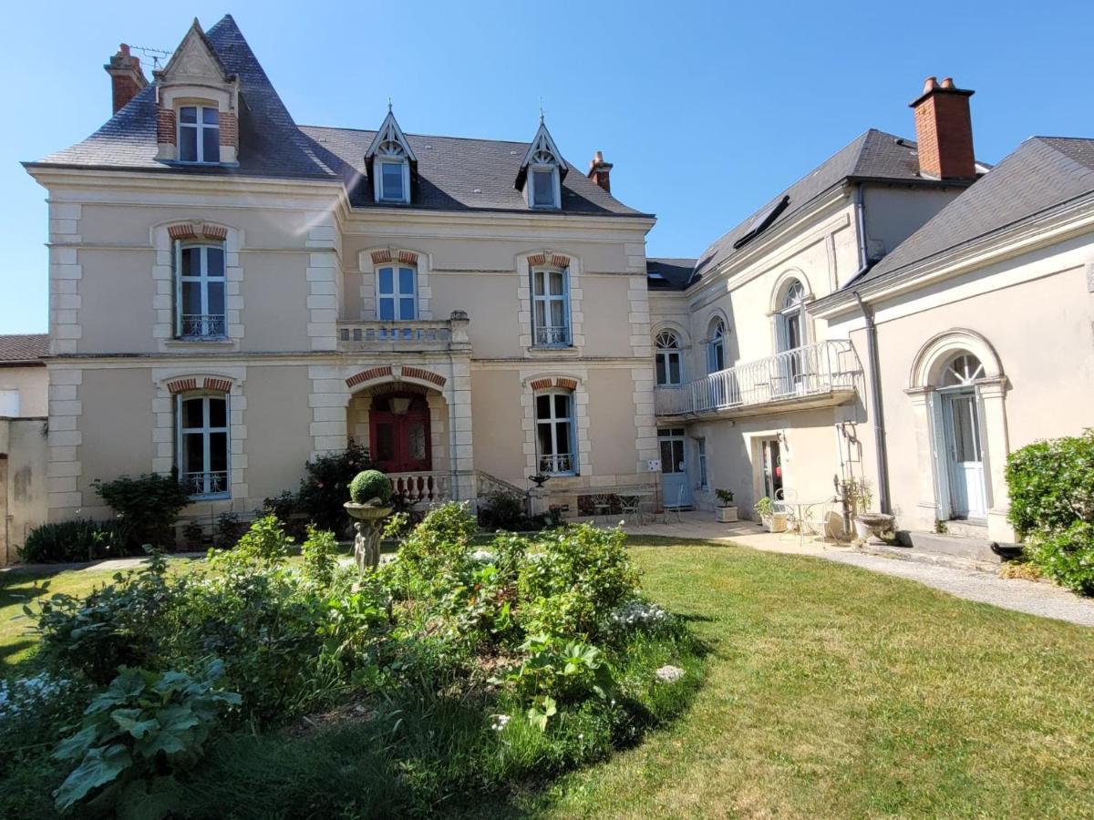 La Roseraie Neuville-du-Poitou Zewnętrze zdjęcie